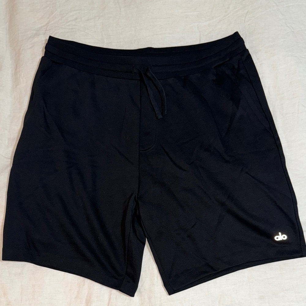 Alo Yoga Chill Shorts